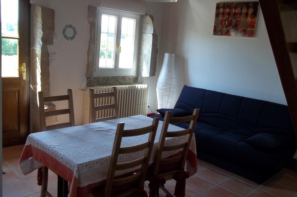 Gite Du Colombier Le Fied Habitación foto
